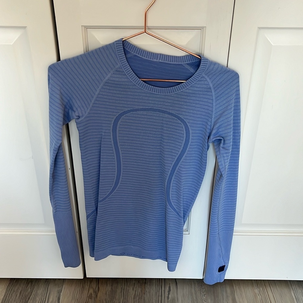 RARE Lululemon discontinued Swiftly long sleeve perrywinkle
